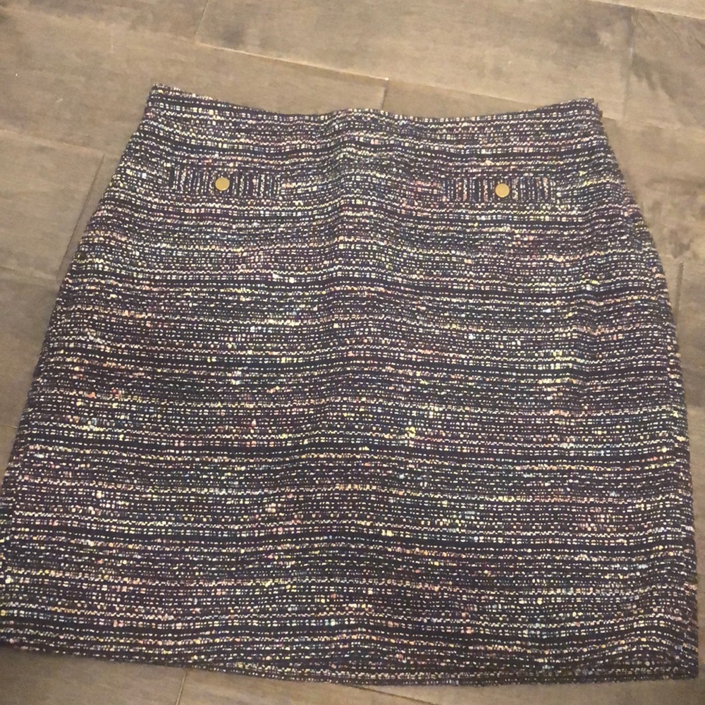 Tweed skirt